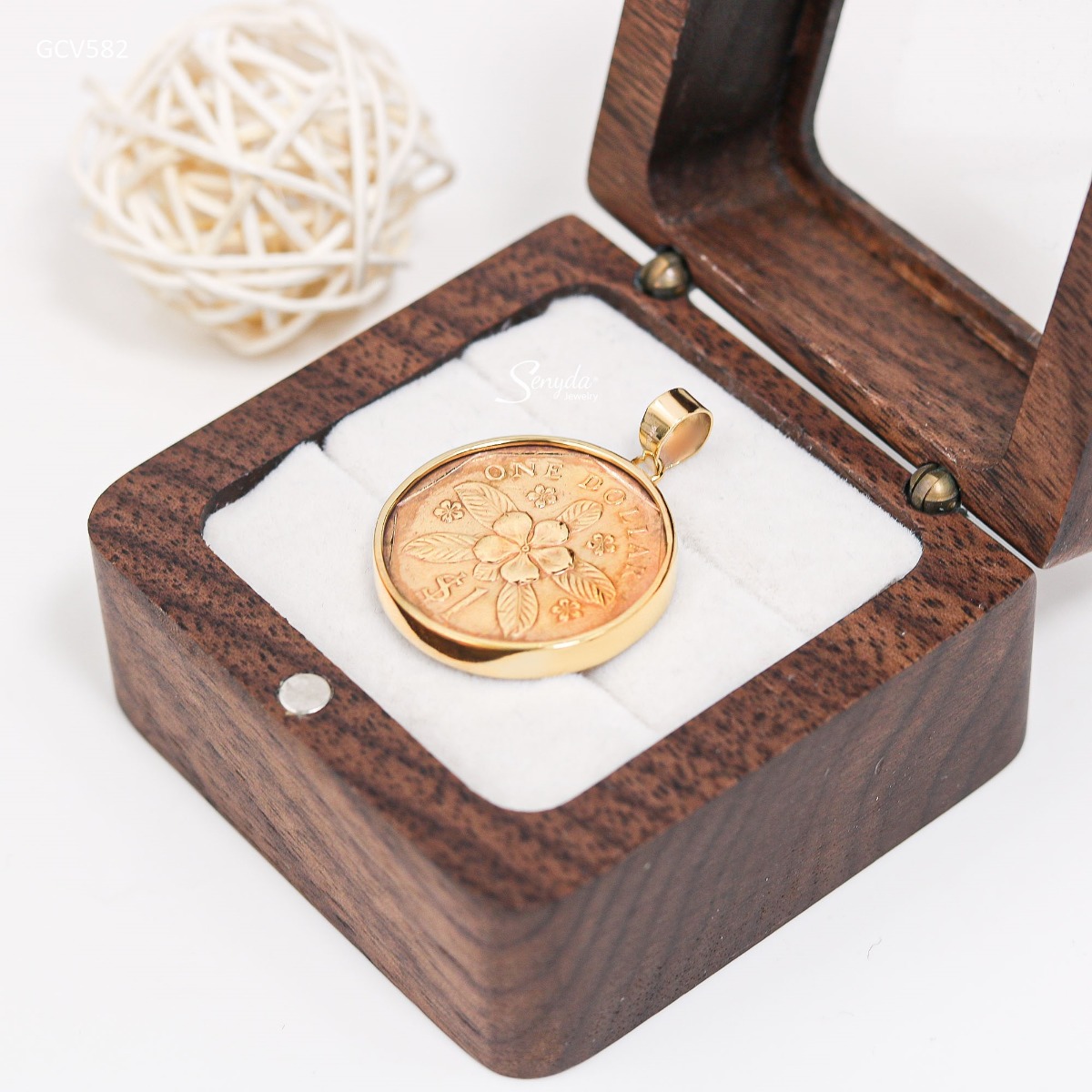 nostalgic jewelry